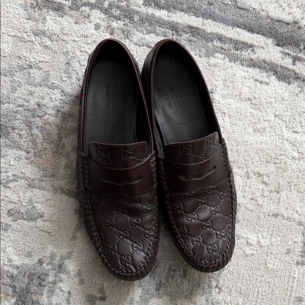 Gucci Men's Dark Brown Embossed Loafers